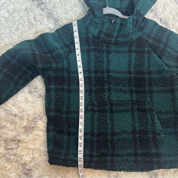 PINK SHERPA HOODIE - Picture 9 of 12